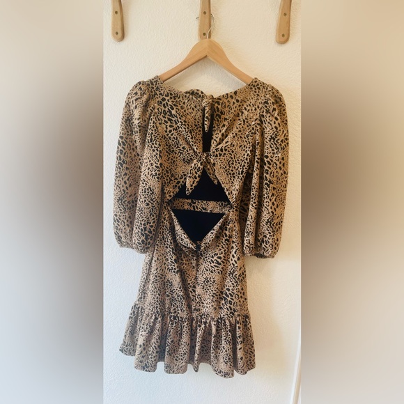 Anthropologie Maeve Cut-Out Knit Mini Dress in Animal Print, Size 0 - Picture 4 of 4